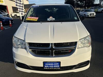 2017 Dodge Grand Caravan SE   - Photo 33 - Pittsburg, CA 94565-2812