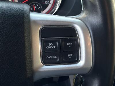 2017 Dodge Grand Caravan SE   - Photo 13 - Pittsburg, CA 94565-2812