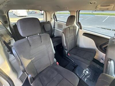2017 Dodge Grand Caravan SE   - Photo 28 - Pittsburg, CA 94565-2812