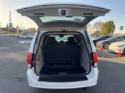 2017 Dodge Grand Caravan SE   - Photo 23 - Pittsburg, CA 94565-2812