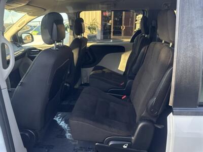 2017 Dodge Grand Caravan SE   - Photo 17 - Pittsburg, CA 94565-2812