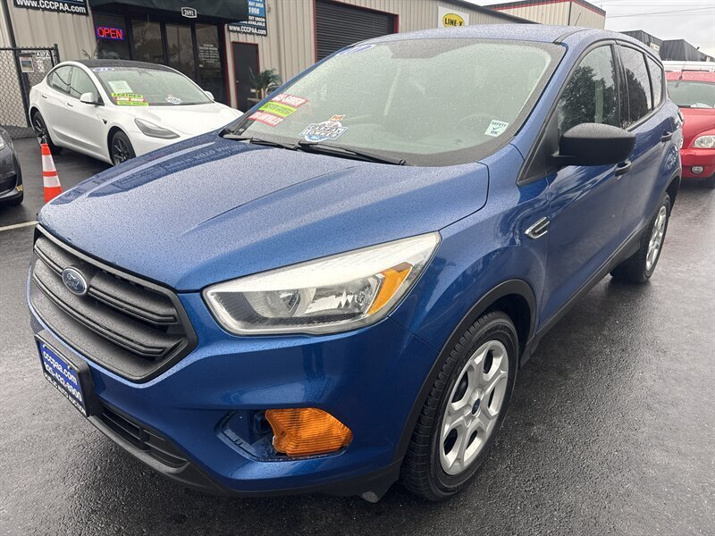 2017 Ford Escape S  