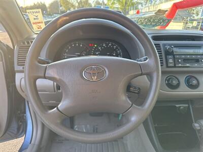 2004 Toyota Camry LE V6 - Photo 4 - Pittsburg, CA 94565-2812