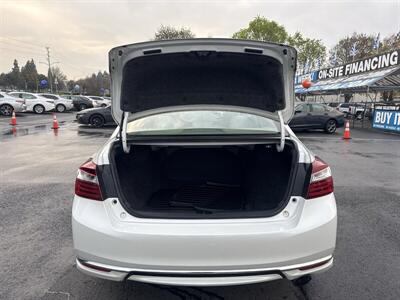 2017 Honda Accord LX   - Photo 18 - Pittsburg, CA 94565-2812