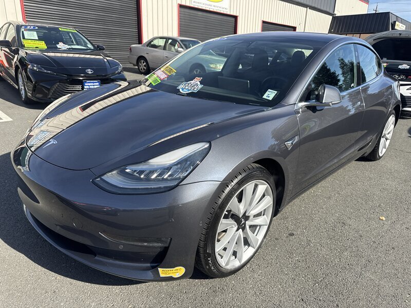2018 Tesla Model 3 Long Range  