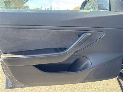 2018 Tesla Model 3 Long Range - Photo 8 - Pittsburg, CA 94565-2812