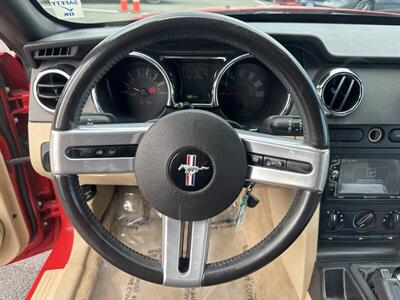 2006 Ford Mustang V6 Deluxe   - Photo 5 - Pittsburg, CA 94565-2812