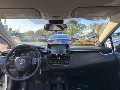 2022 Toyota Corolla LE   - Photo 2 - Pittsburg, CA 94565-2812