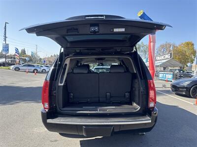 2009 Cadillac Escalade   - Photo 23 - Pittsburg, CA 94565-2812