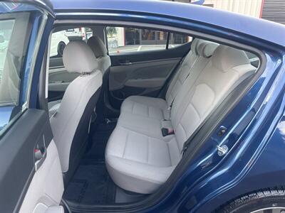 2018 Hyundai ELANTRA SEL   - Photo 15 - Pittsburg, CA 94565-2812