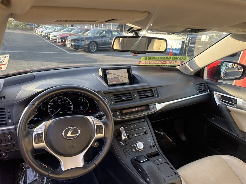 2011 Lexus CT 200h Premium  