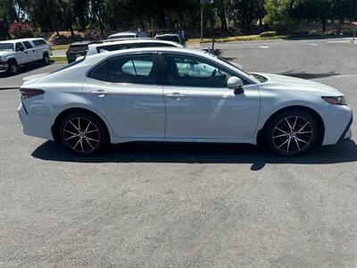 2022 Toyota Camry SE   - Photo 22 - Pittsburg, CA 94565-2812