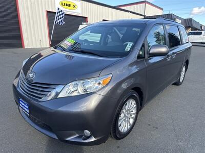 2013 Toyota Sienna XLE 8-Passenger - Photo 35 - Pittsburg, CA 94565-2812