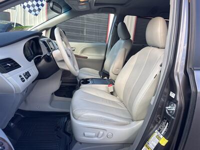 2013 Toyota Sienna XLE 8-Passenger - Photo 3 - Pittsburg, CA 94565-2812