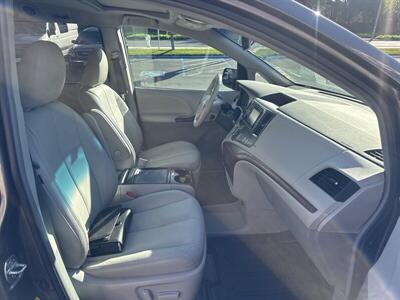 2013 Toyota Sienna XLE 8-Passenger - Photo 30 - Pittsburg, CA 94565-2812
