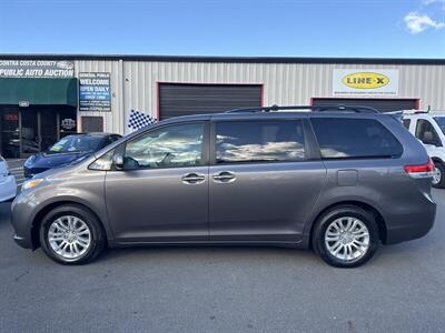 2013 Toyota Sienna XLE 8-Passenger - Photo 16 - Pittsburg, CA 94565-2812