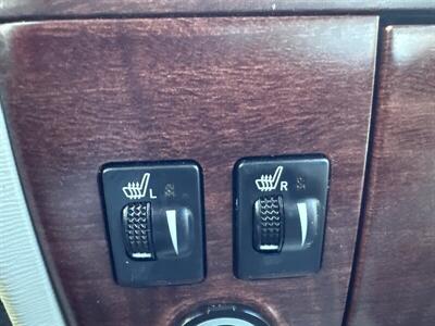 2013 Toyota Sienna XLE 8-Passenger - Photo 11 - Pittsburg, CA 94565-2812