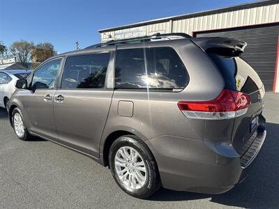2013 Toyota Sienna XLE 8-Passenger - Photo 20 - Pittsburg, CA 94565-2812