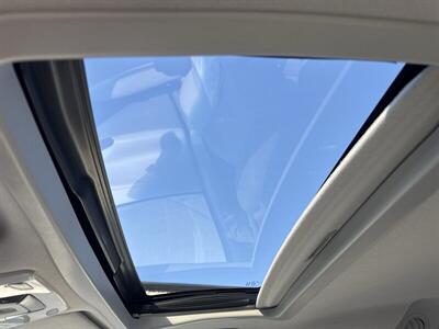 2013 Toyota Sienna XLE 8-Passenger - Photo 12 - Pittsburg, CA 94565-2812