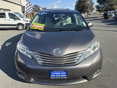 2013 Toyota Sienna XLE 8-Passenger - Photo 32 - Pittsburg, CA 94565-2812