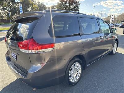 2013 Toyota Sienna XLE 8-Passenger - Photo 26 - Pittsburg, CA 94565-2812