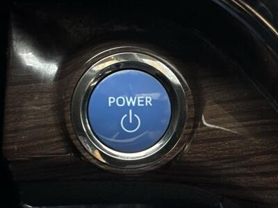 2013 Toyota Avalon Hybrid XLE Touring   - Photo 15 - Pittsburg, CA 94565-2812