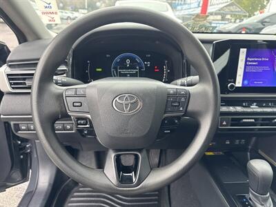 2025 Toyota Camry LE - Photo 4 - Pittsburg, CA 94565-2812