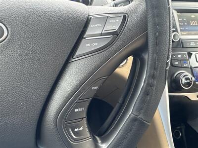 2015 Hyundai SONATA Hybrid   - Photo 12 - Pittsburg, CA 94565-2812