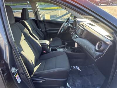 2018 Toyota RAV4 XLE   - Photo 26 - Pittsburg, CA 94565-2812