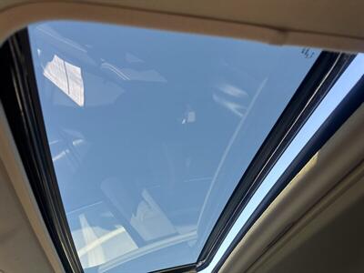 2018 Toyota RAV4 XLE   - Photo 10 - Pittsburg, CA 94565-2812