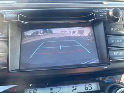 2018 Toyota RAV4 XLE   - Photo 9 - Pittsburg, CA 94565-2812