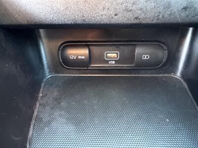 2024 Kia Forte LXS   - Photo 10 - Pittsburg, CA 94565-2812