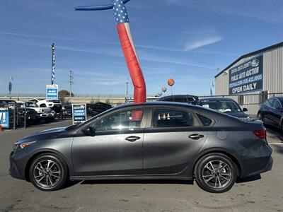 2024 Kia Forte LXS   - Photo 14 - Pittsburg, CA 94565-2812