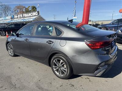 2024 Kia Forte LXS   - Photo 17 - Pittsburg, CA 94565-2812