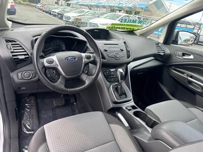 2017 Ford C-MAX Hybrid SE   - Photo 2 - Pittsburg, CA 94565-2812