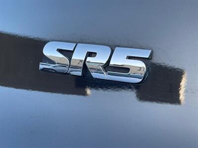 2014 Toyota 4Runner SR5   - Photo 3 - Huntington Beach, CA 92647