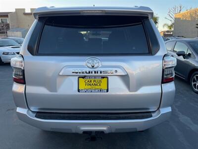 2014 Toyota 4Runner SR5   - Photo 19 - Huntington Beach, CA 92647