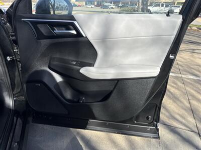 2025 Mitsubishi Outlander SE   - Photo 13 - Dallas, TX 75252
