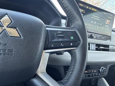 2025 Mitsubishi Outlander SE   - Photo 25 - Dallas, TX 75252