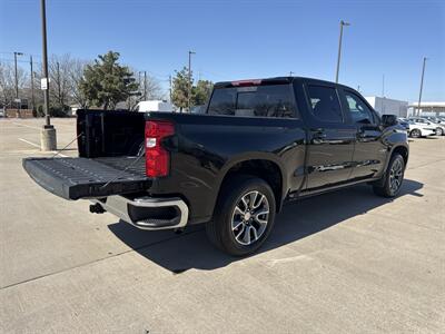 2025 Chevrolet Silverado 1500 LT   - Photo 17 - Dallas, TX 75252