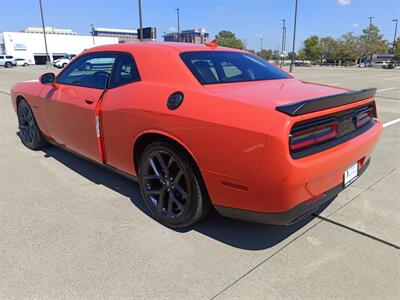 2022 Dodge Challenger R/T   - Photo 5 - Dallas, TX 75252