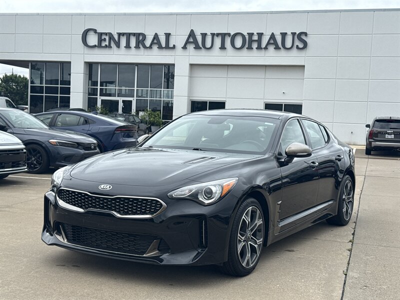 2021 Kia Stinger GT-Line  