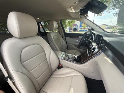 2022 Mercedes-Benz GLC GLC 300   - Photo 38 - Dallas, TX 75252