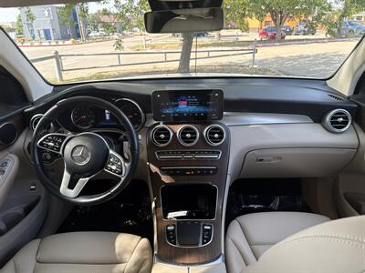 2022 Mercedes-Benz GLC GLC 300   - Photo 22 - Dallas, TX 75252