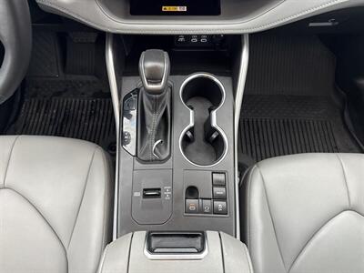 2024 Toyota Highlander XLE   - Photo 28 - Dallas, TX 75252