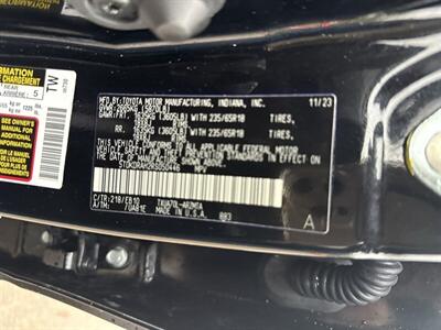 2024 Toyota Highlander XLE   - Photo 43 - Dallas, TX 75252