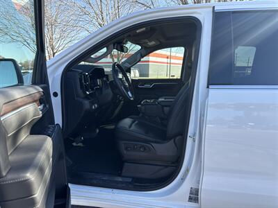 2025 GMC Sierra 1500 SLT   - Photo 19 - Dallas, TX 75252