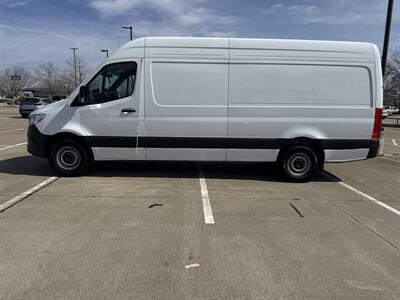 2025 Mercedes-Benz Sprinter 2500 - Photo 4 - Dallas, TX 75252