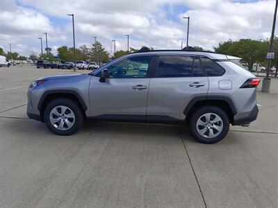 2020 Toyota RAV4 LE   - Photo 4 - Dallas, TX 75252