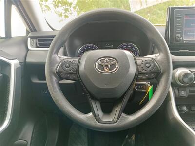 2020 Toyota RAV4 LE   - Photo 21 - Dallas, TX 75252